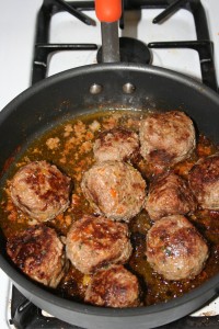 meatballs-frying